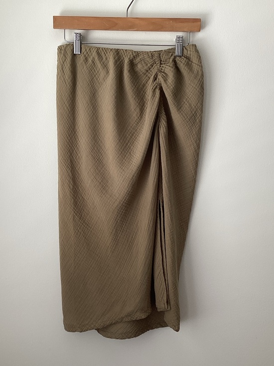 XiRENA Dresses & Skirts - Xirena Cotton Midi Skirt Light Olive Green Large